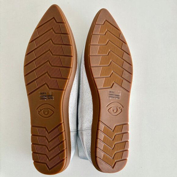 Vision Quest Babos Leather Shoes | Silver | Size 9.5 | Like New 👟✨ - Picture 2 of 5